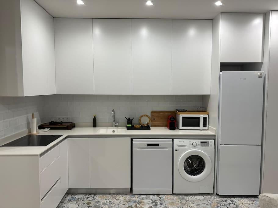 Precioso Apartamento Con Patio. Pyp Валенсия Екстериор снимка